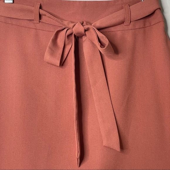 ASOS burnt orange bow tie mini pencil skirt - Picture 2 of 10